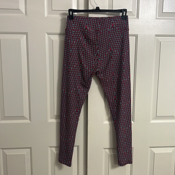 P13- NWOT LuLaRoe Red Blue Geo Print Leggings TC: Tall Curvy (12-18) Never Worn - Picture 2 of 10